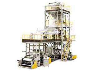 三至七層共擠牽引旋轉(zhuǎn)吹膜機(jī)組